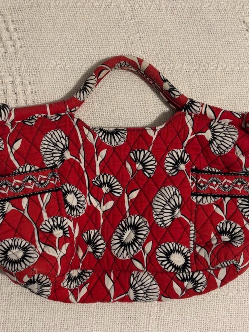 Vintage 2011 Vera Bradley Shoulder Bag “Deco Daisy”